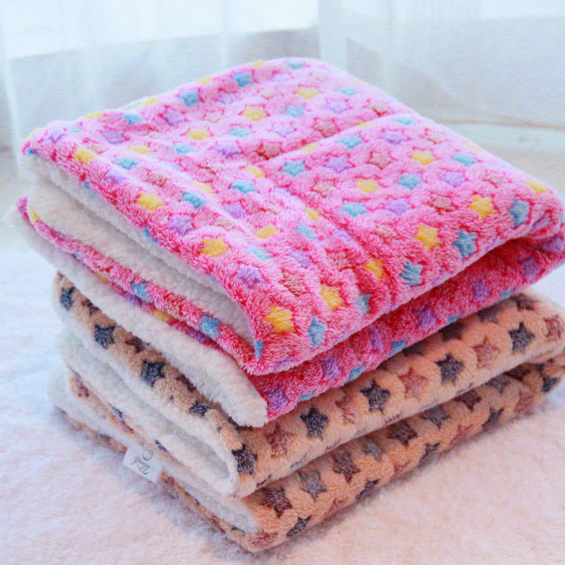Cozy Pet Blanket – Soft, Cute & Comfy for Cats/Dogs