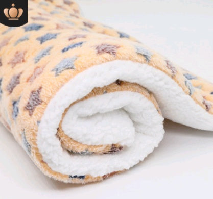Cozy Pet Blanket – Soft, Cute & Comfy for Cats/Dogs