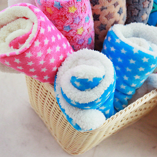 Cozy Pet Blanket – Soft, Cute & Comfy for Cats/Dogs